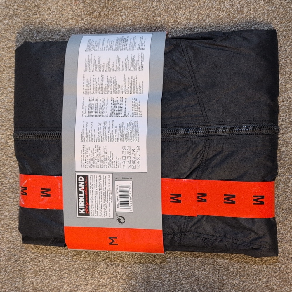 🎉HOST PICK🎉NWT Kirkland Hooded Lightweight Jacket - Picture 2 of 3